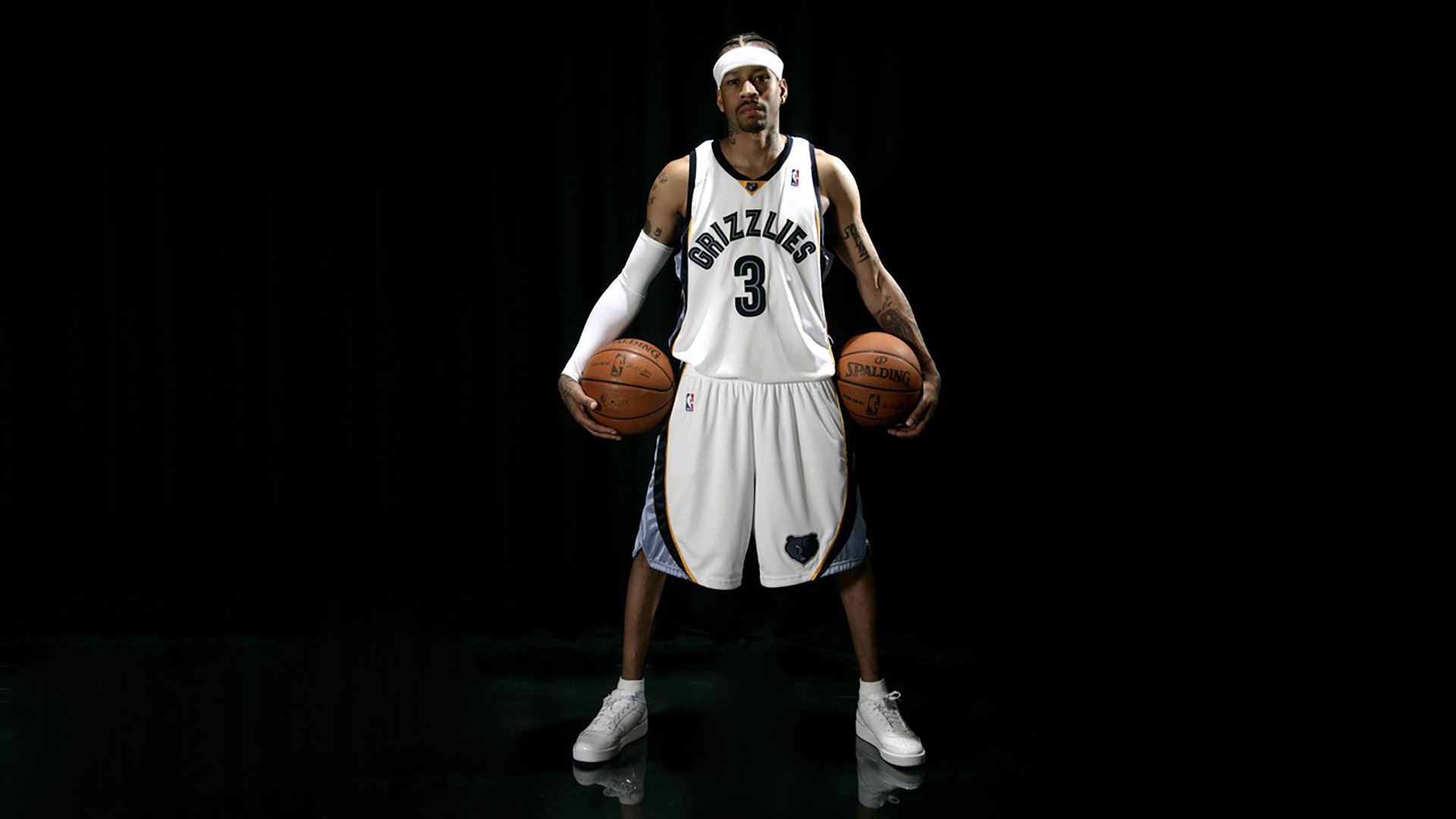 Uzi重返赛场,大比分获胜首场状态出色,拜仁观众沸腾!再创辉煌时刻